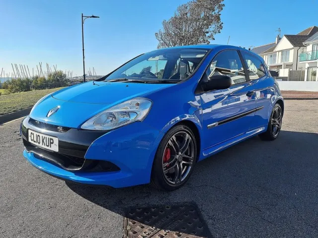 RENAULT CLIO